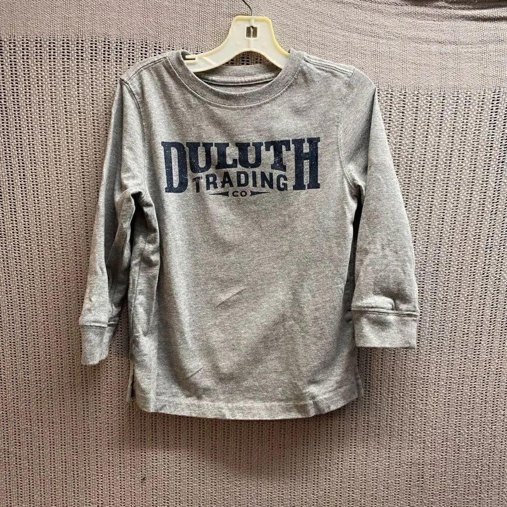 Boys Duluth trading Company gray long sleeve T-shirt